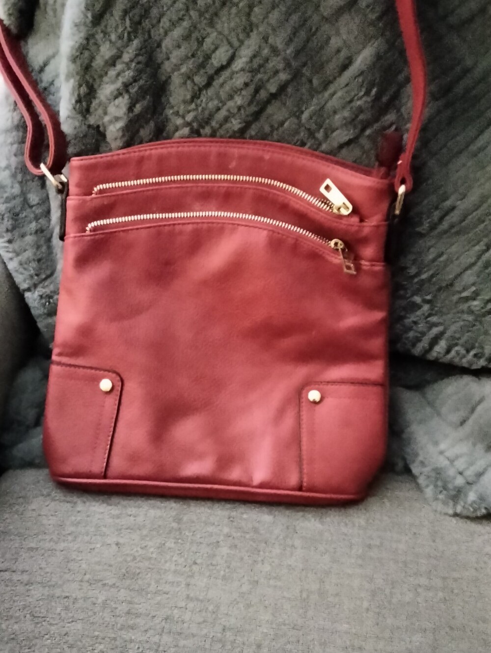 Women's Crossbody Bag in Burgundy with Gold Hardware
